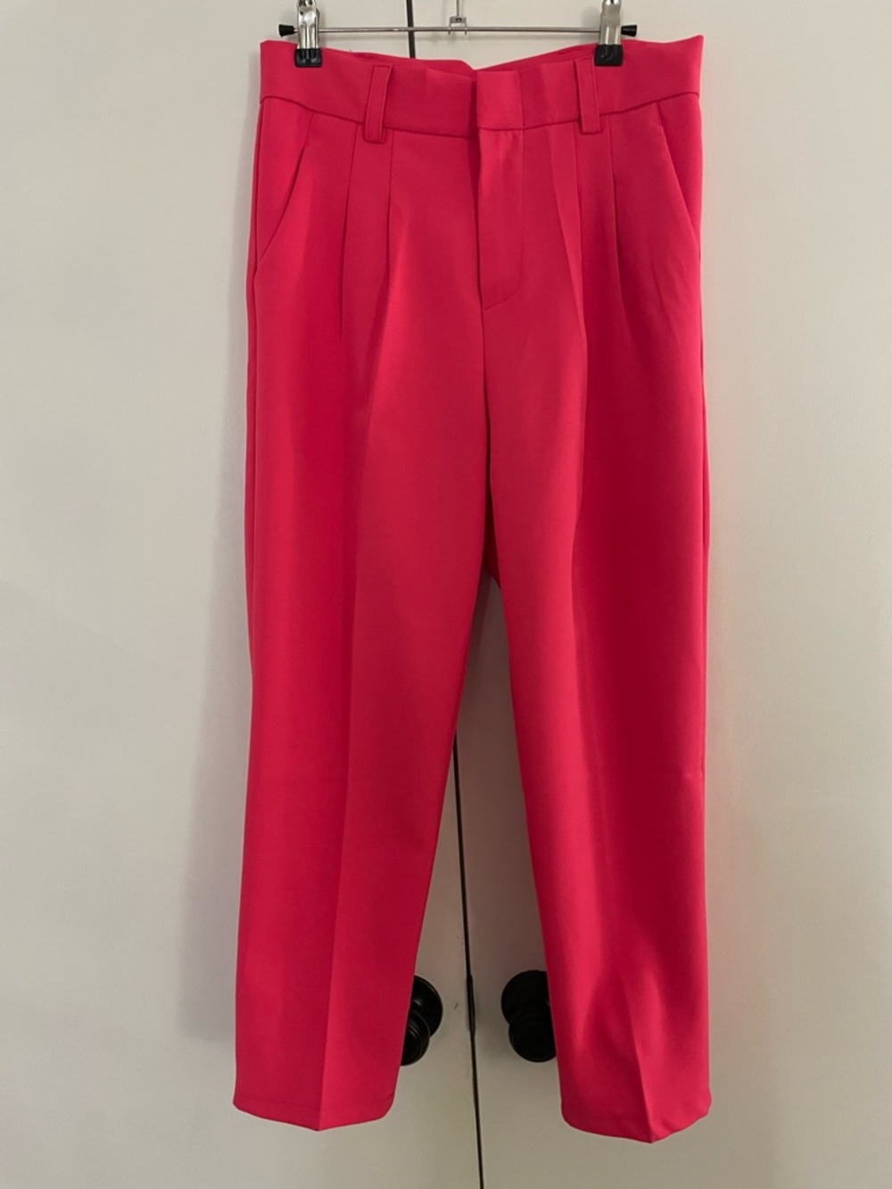 Vintage 80’s Hot Pink High-Waisted Pleated Trousers - Size M